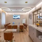 酒店 Pappas Hotel&studio 3*
