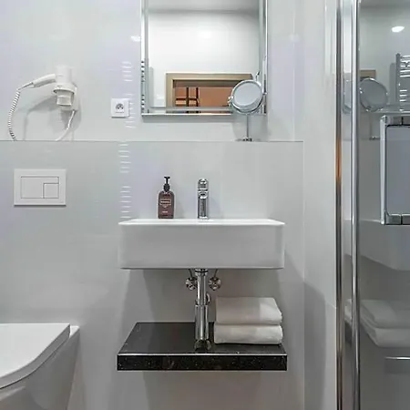 Pappas Hotel&studio 3*